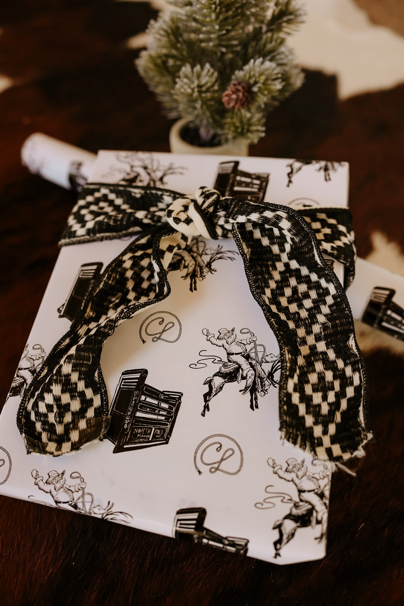 Priefert Christmas Wrapping Paper